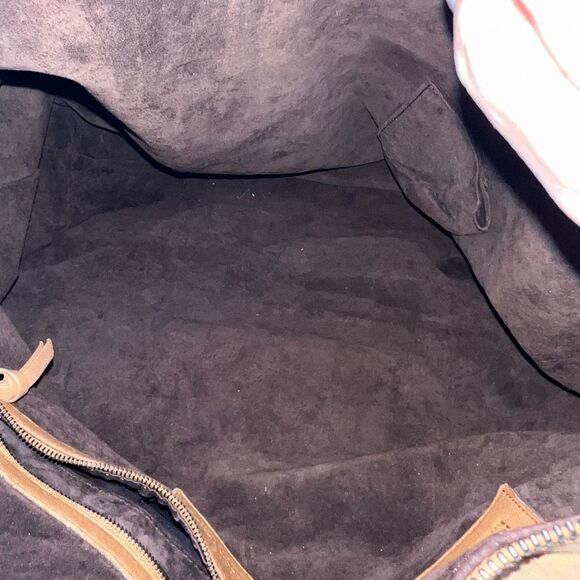 BOTTEGA VENETA Intrecciato Trimmed Nappa Shoulder Bag - Picture 12 of 16